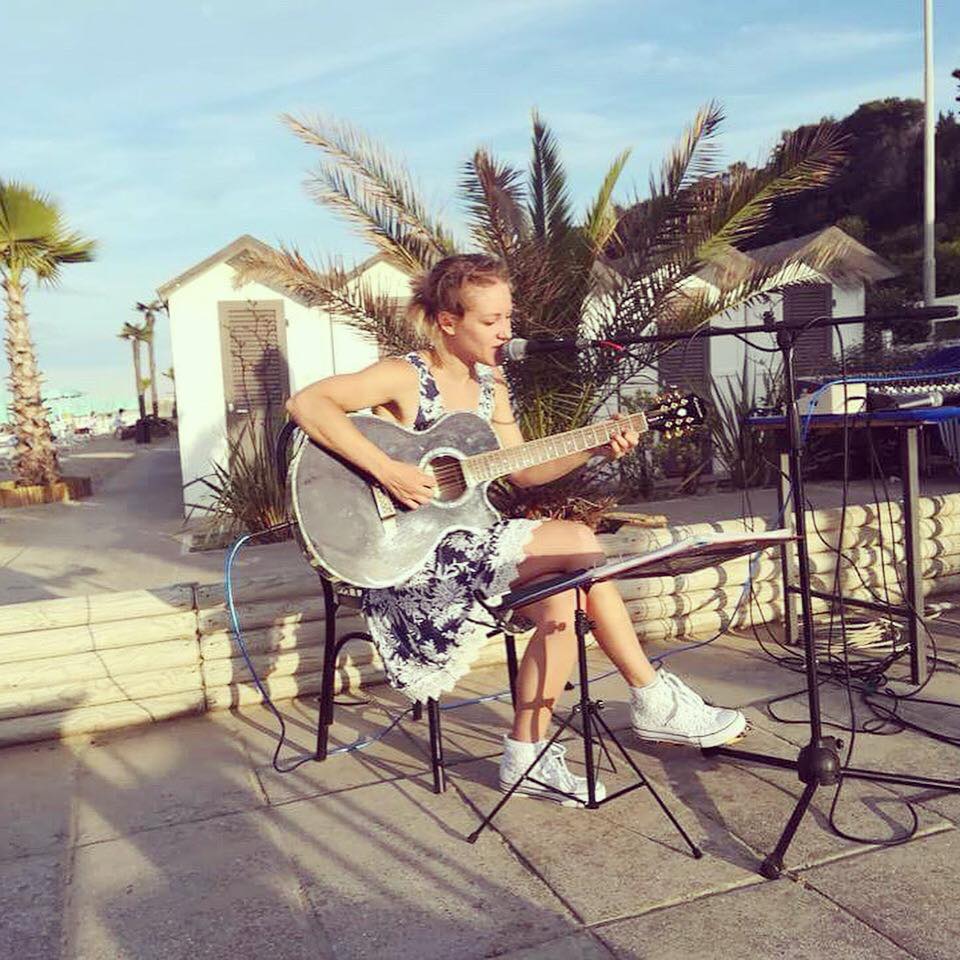 Elisabetta del ferro live acoustic cover